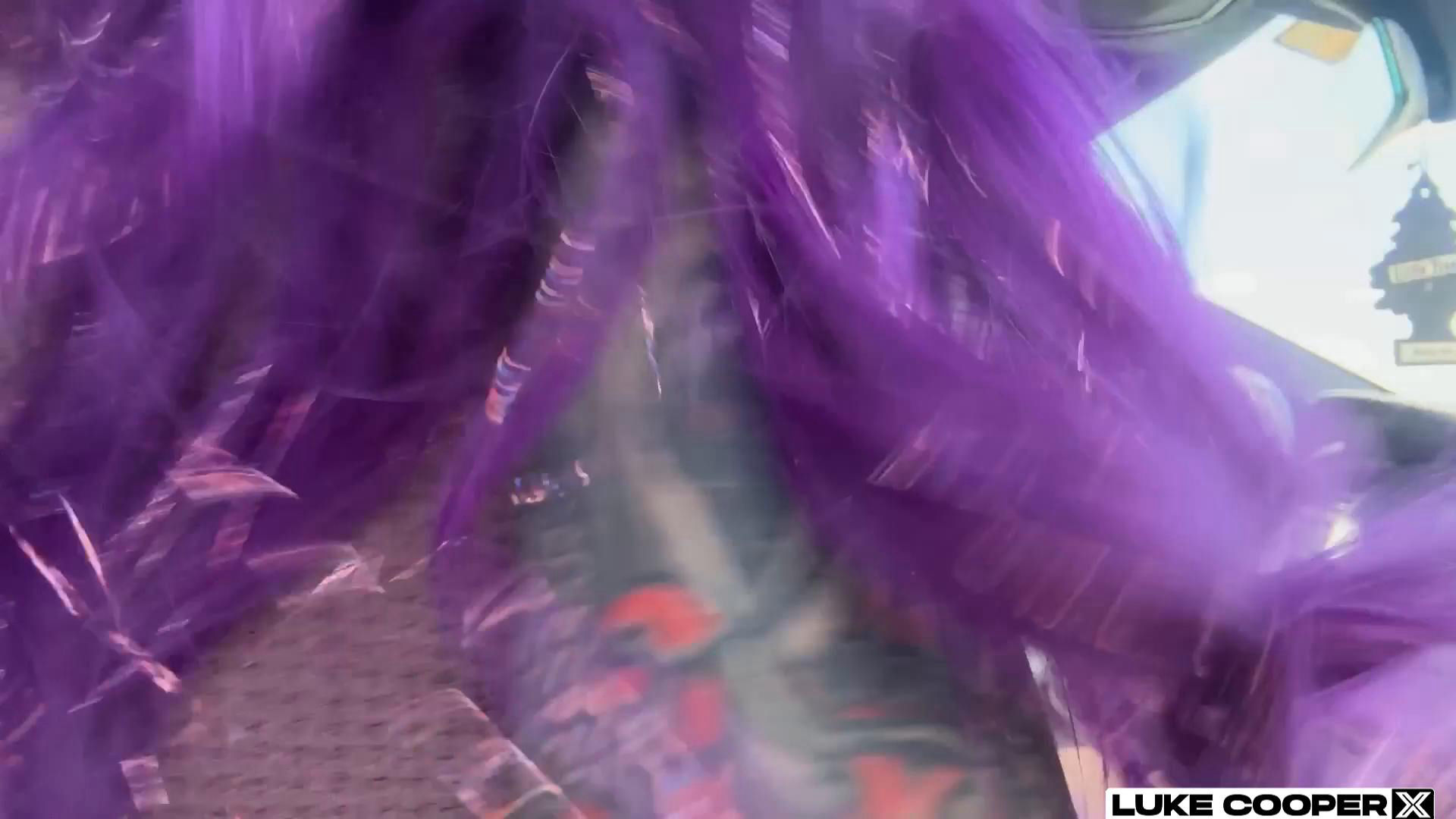 Hot Goth Girl Valerica Steele Squirts In Moving Car